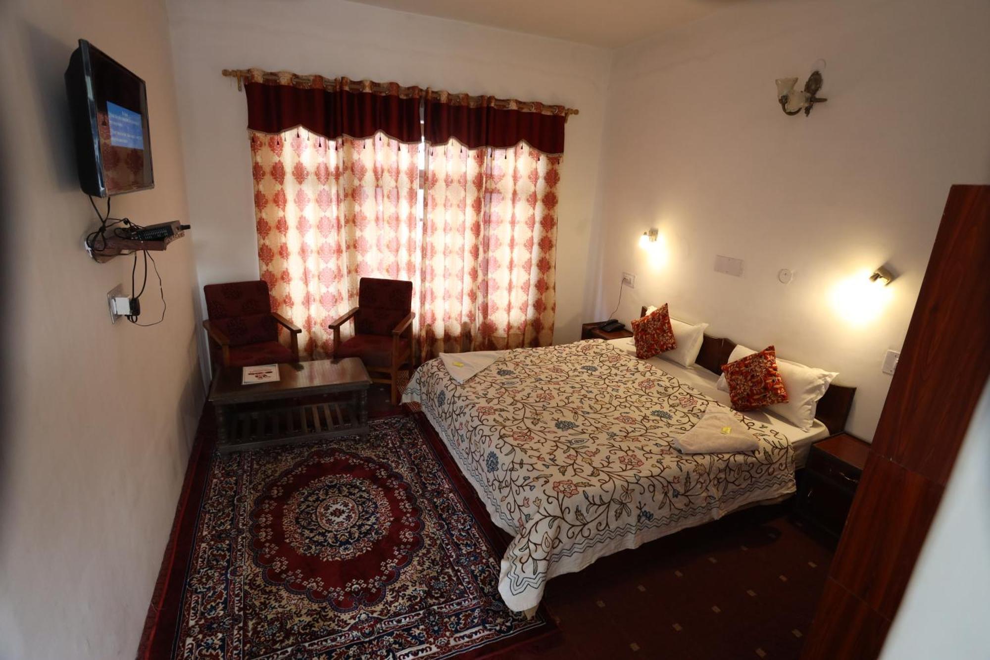 Hotel Jan Palace Leh Buitenkant foto